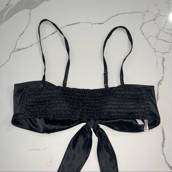 Victoria's Secret Black Satin Tie Front Bralette Sz.XL - Picture 5 of 12